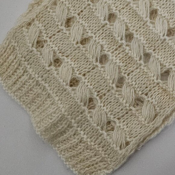 Apt 9 Ivory/Gold Shimmer Winter Hat with Bow and Scarf Set - Picture 6 of 11